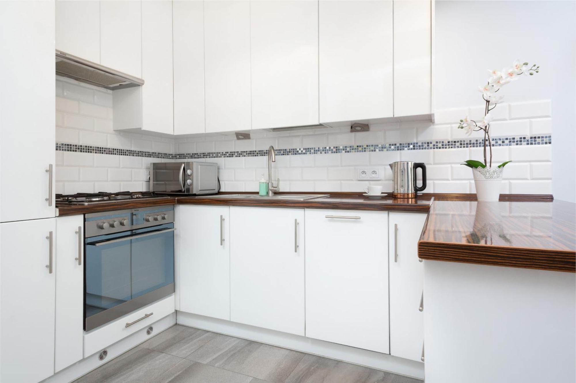Lägenhet Modern Pereca Close To Metro Rondo Onz By Renters *